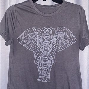Grey elephant short sleeve shirt
